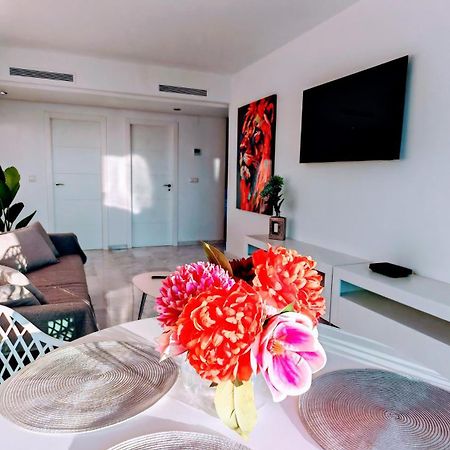 Skyline Floor 28 Sea Views Διαμέρισμα Μπένιντορμ Εξωτερικό φωτογραφία