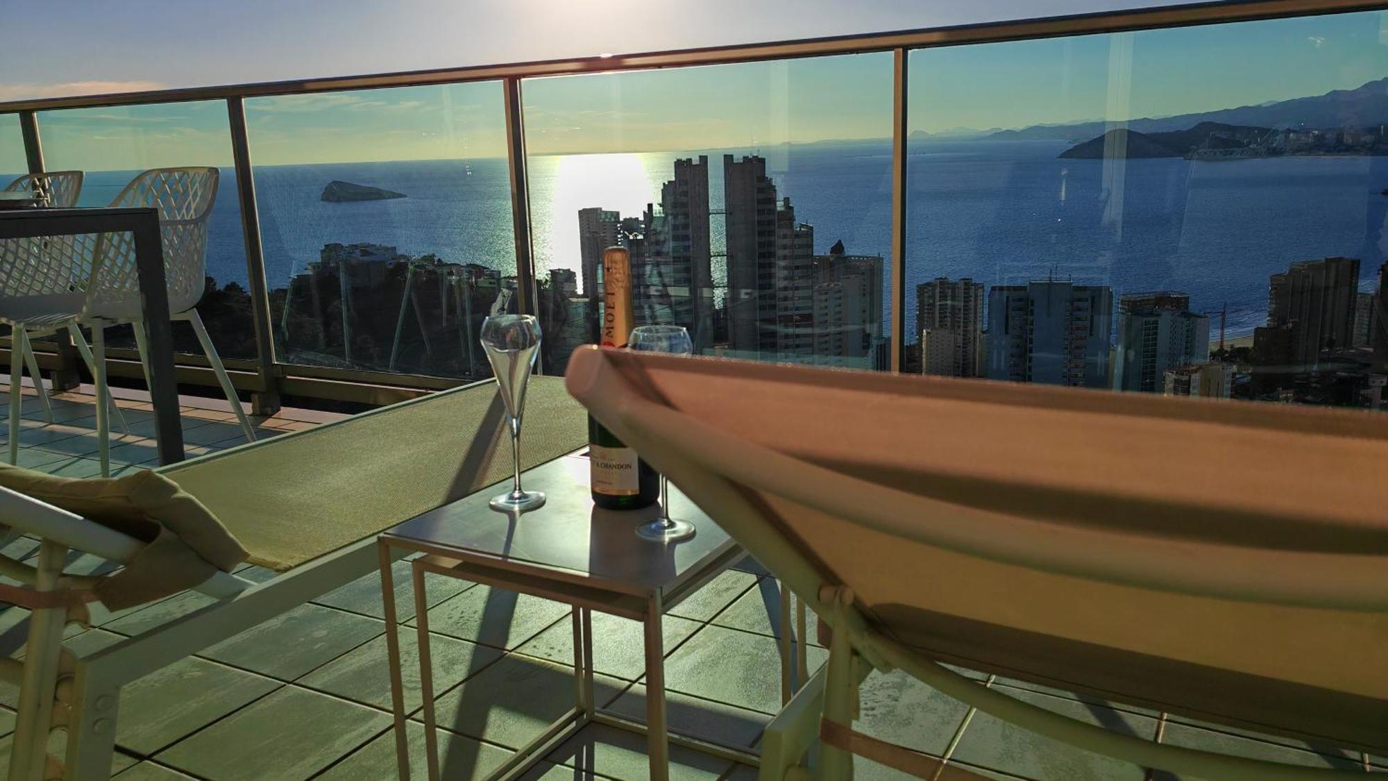 Skyline Floor 28 Sea Views Διαμέρισμα Μπένιντορμ Εξωτερικό φωτογραφία