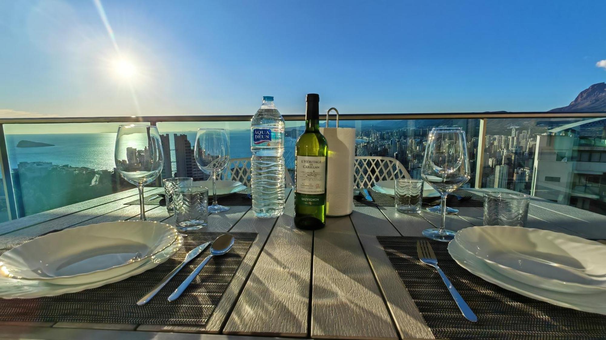 Skyline Floor 28 Sea Views Διαμέρισμα Μπένιντορμ Εξωτερικό φωτογραφία